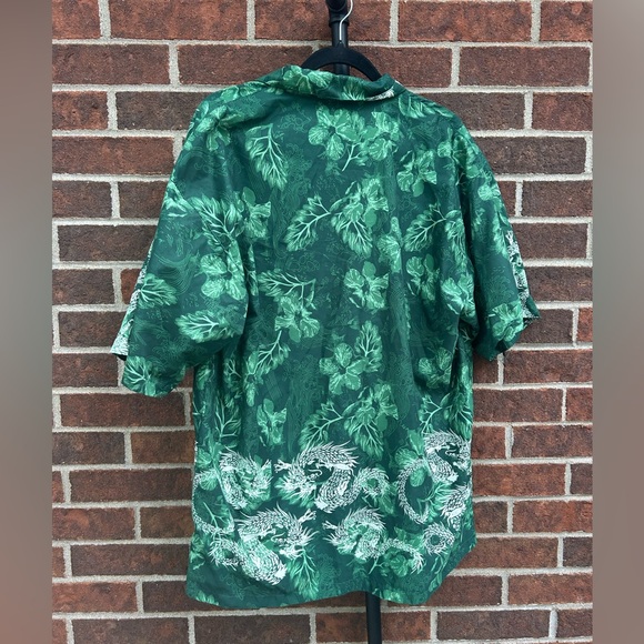 Y2K Hawaiian dragon button up - Picture 6 of 10